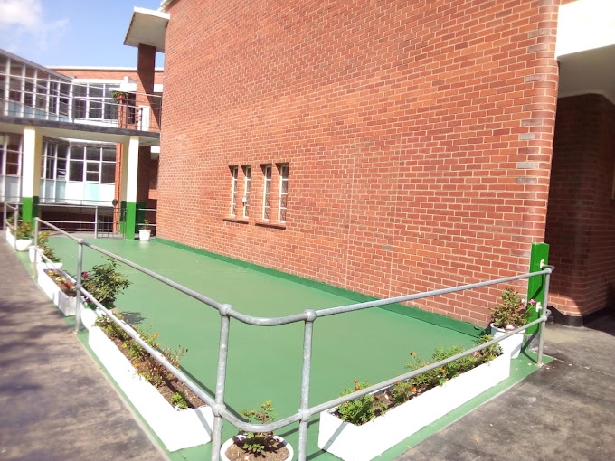 Queensburgh High School Admissions | Contact Details